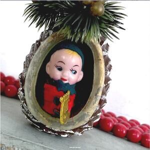 Vintage Plastic Elf Pine Cone Sachet Ornament Lyre